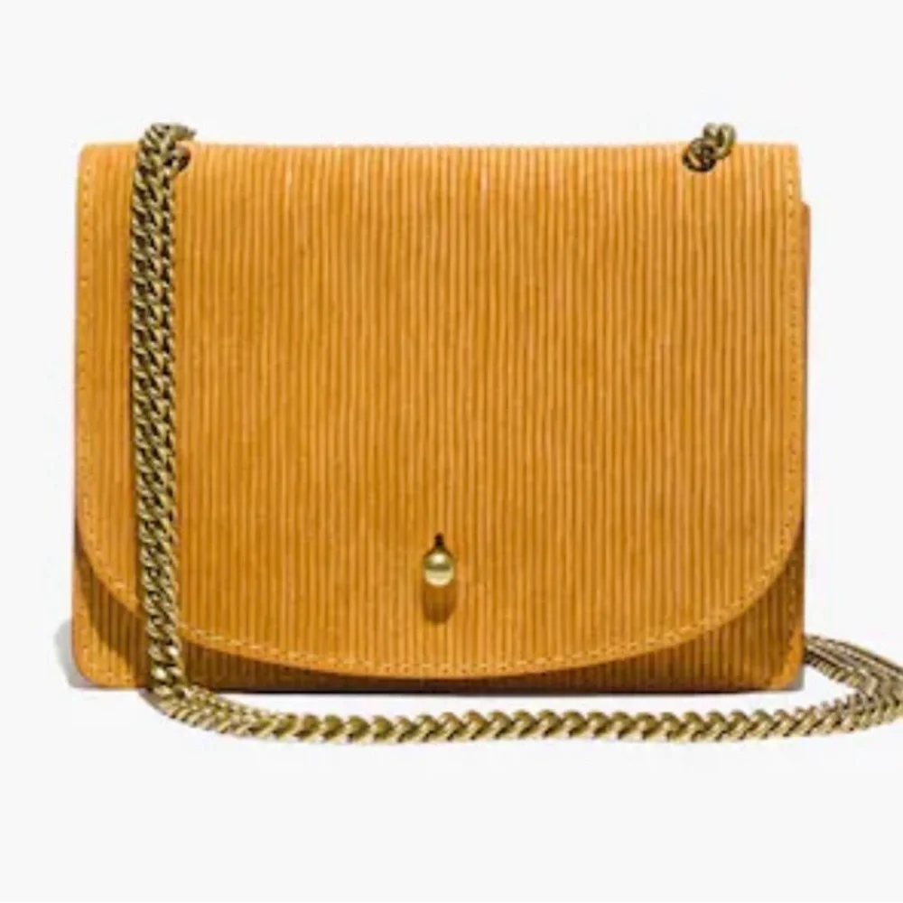 Madewell The Chain Crossbody Bag in Boutique Gold Corduroy Suede